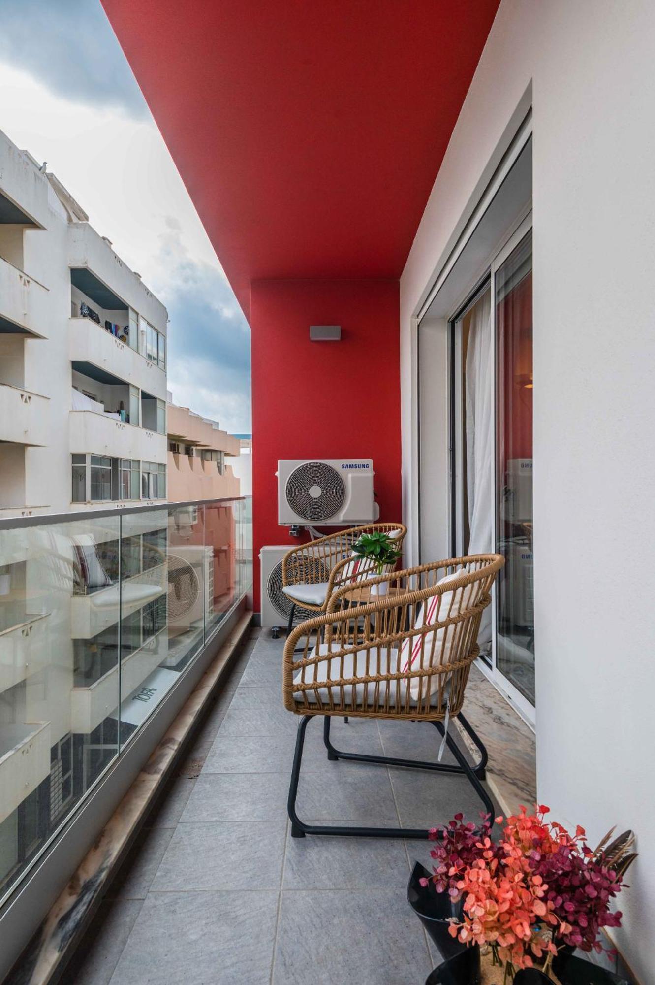 Caravelas 2-Bedroom Apartment With Pool - 50M From The Beach Armação de Pêra Buitenkant foto